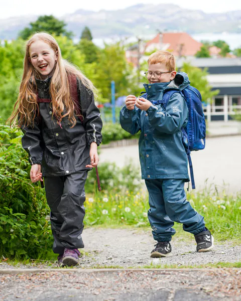 Kattnakken , Regnsett junior kattesvart