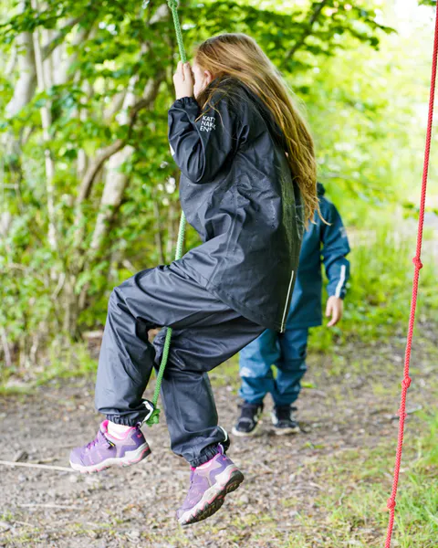 Kattnakken , Regnsett junior kattesvart
